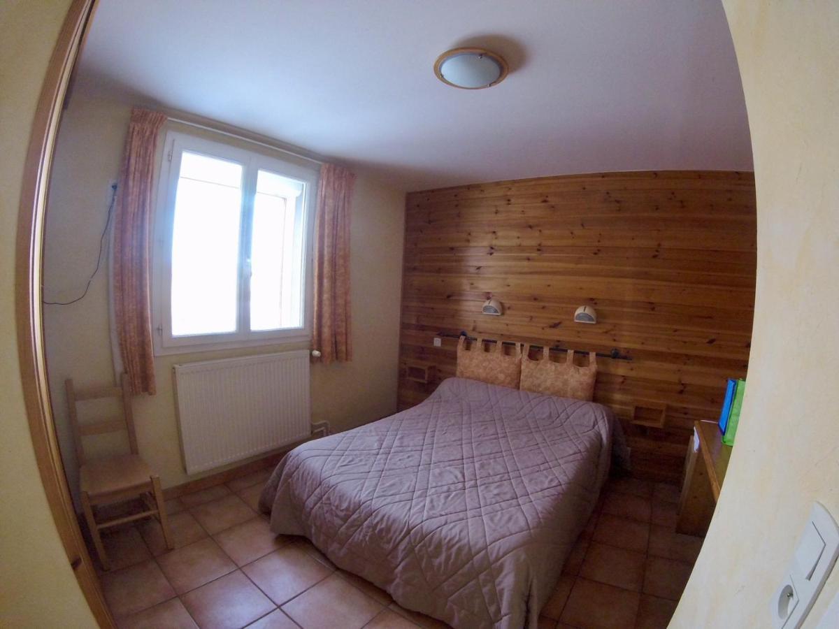 Hotel Restaurant Le Chamois Ancelle Bagian luar foto