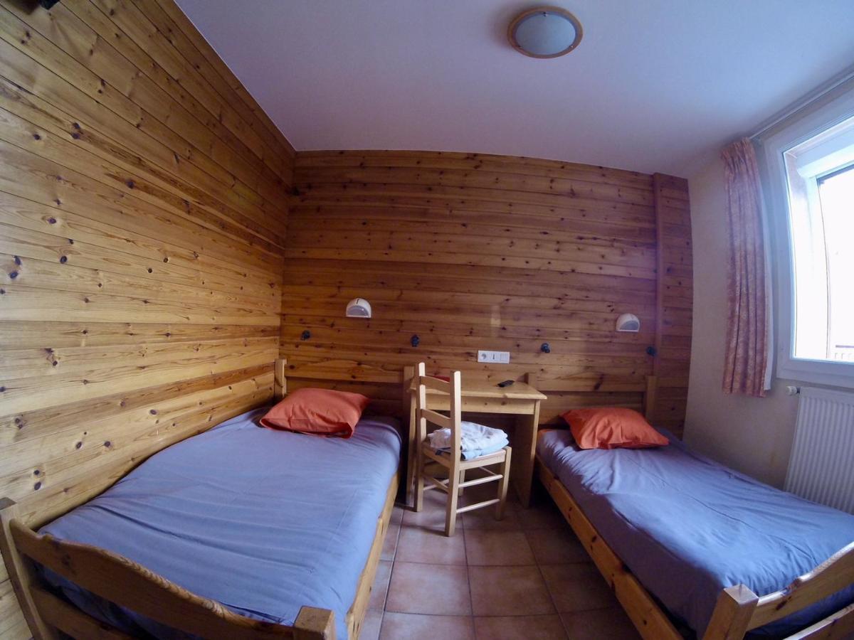 Hotel Restaurant Le Chamois Ancelle Bagian luar foto